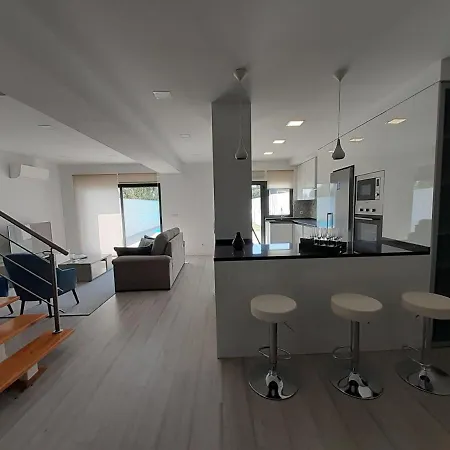 Lisbon Tagus River 2 Suites Private Pool D Almada