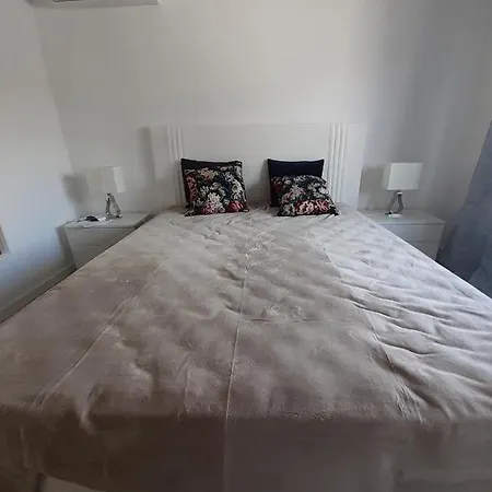 Lisbon Tagus River 2 Suites Private Pool D Apartman *
