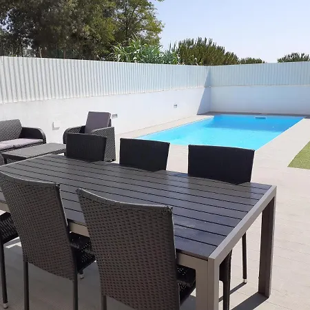 Lisbon Tagus River 2 Suites Private Pool D *